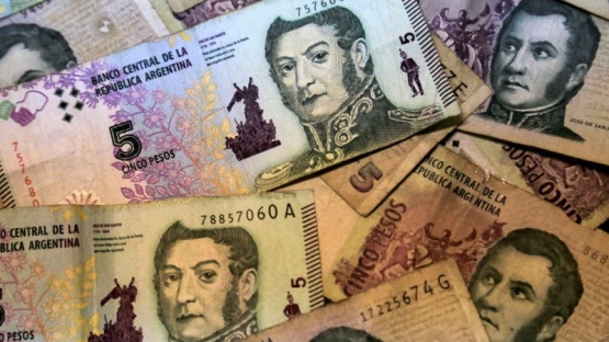 Adiós a los billetes de 5 pesos