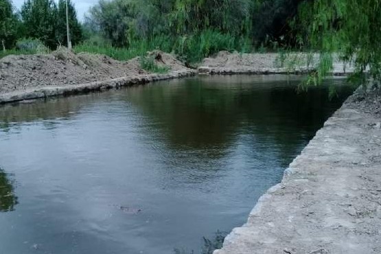 Vecinos de Retamito refaccionaron una pileta abandonada